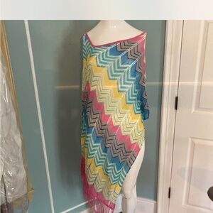 BCBG Poncho / coverup